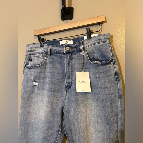 Kancan slightly distressed straight leg jeans size 13/30 NWT - Picture 2 of 8